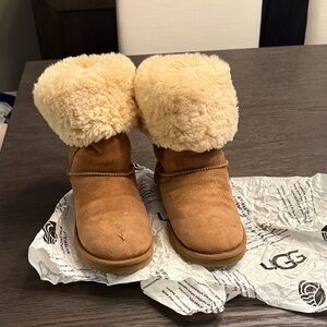 Ugg Chestnut Tall Shearling Boots size 7